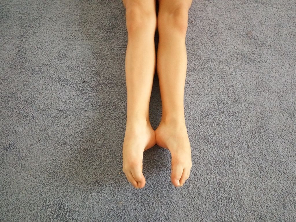 Ноги без носков